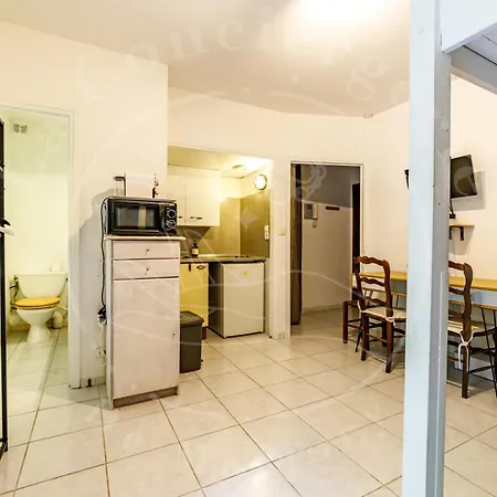 Plaisir De La - Balcon-wifi Apartament